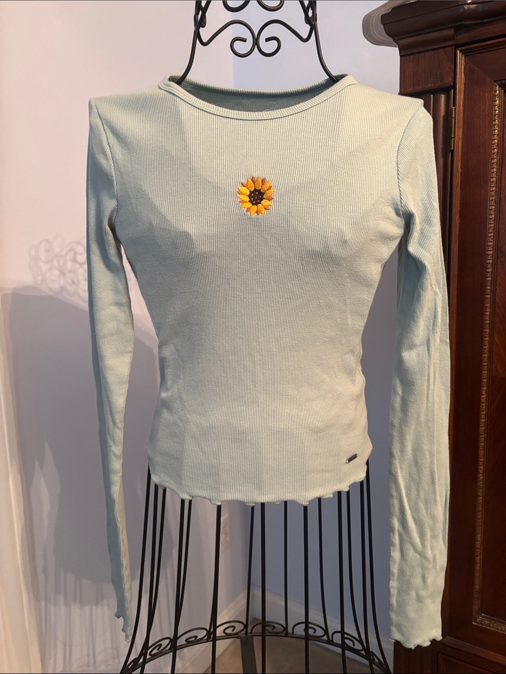 Hollister Light Mint Ribbed Long Sleeve Top with Sunflower Patch